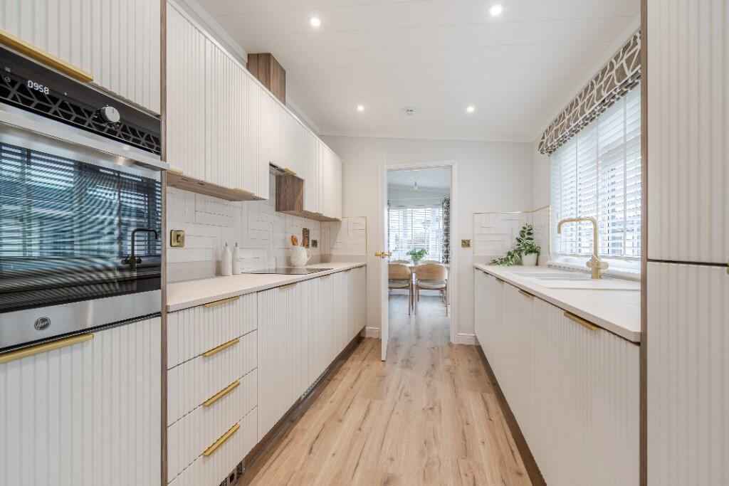 Landrake,
Saltash,
Cornwall,
PL12 5AF photo 4