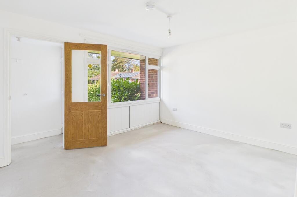 House in Stevenage - View 2