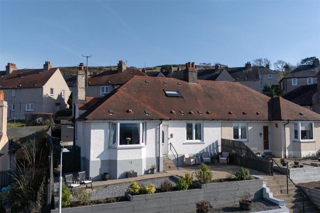 Main image of property: 3 Banklands, Newburgh, Cupar, KY14