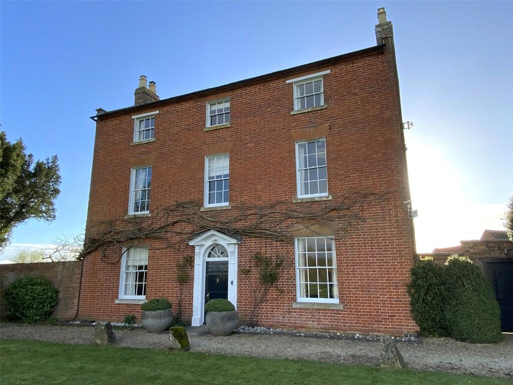 Main image of property: Alderminster Farm, Alderminster, CV37