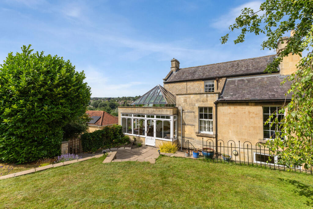 Bathford Hill, Bath, BA1