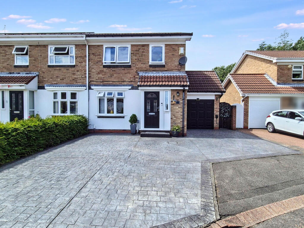 Main image of property: Marina View, Hebburn, Tyne and Wear, NE31 1RY