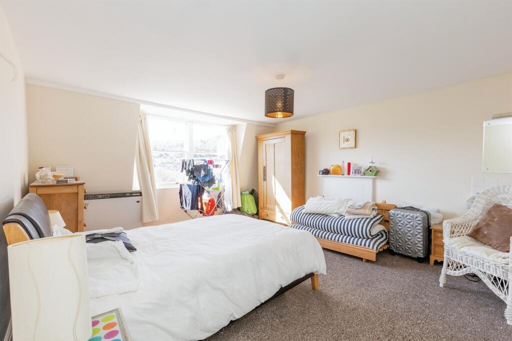 Apartment in Bath - View 5