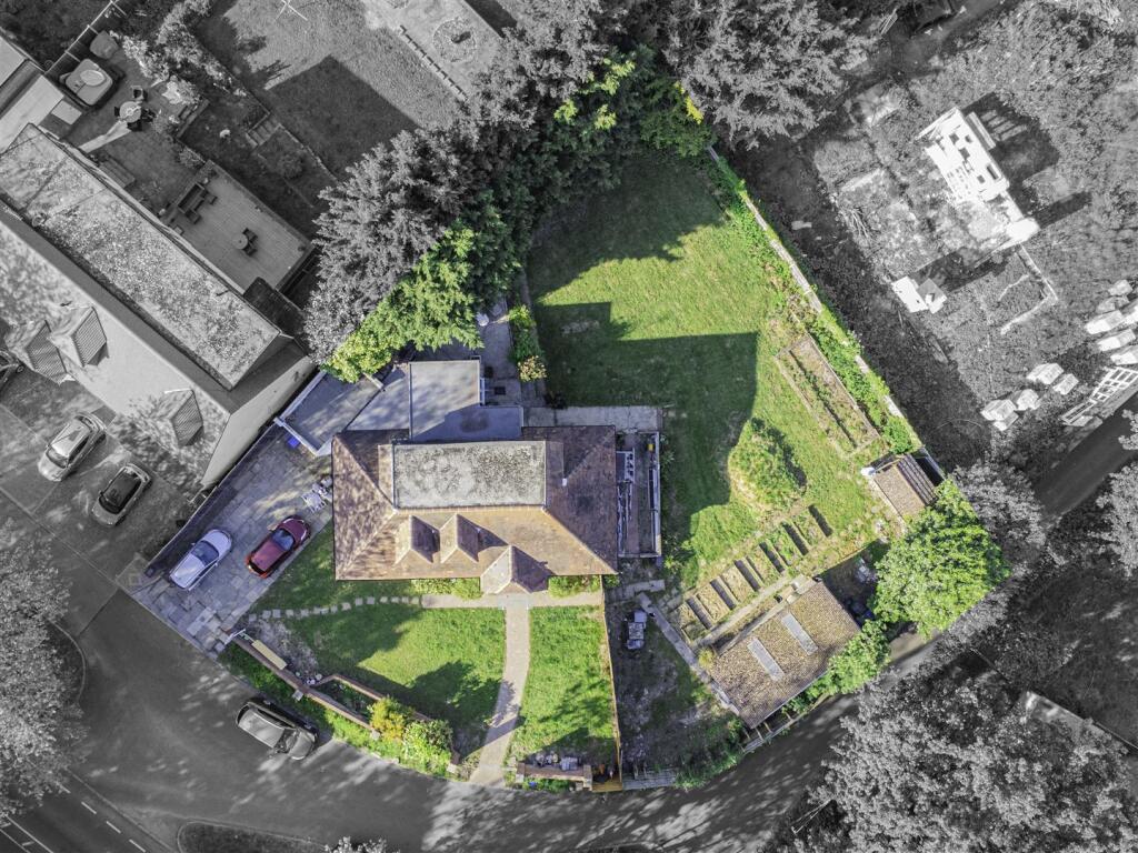 Additional image 18 of Swanland Road, Welham Green