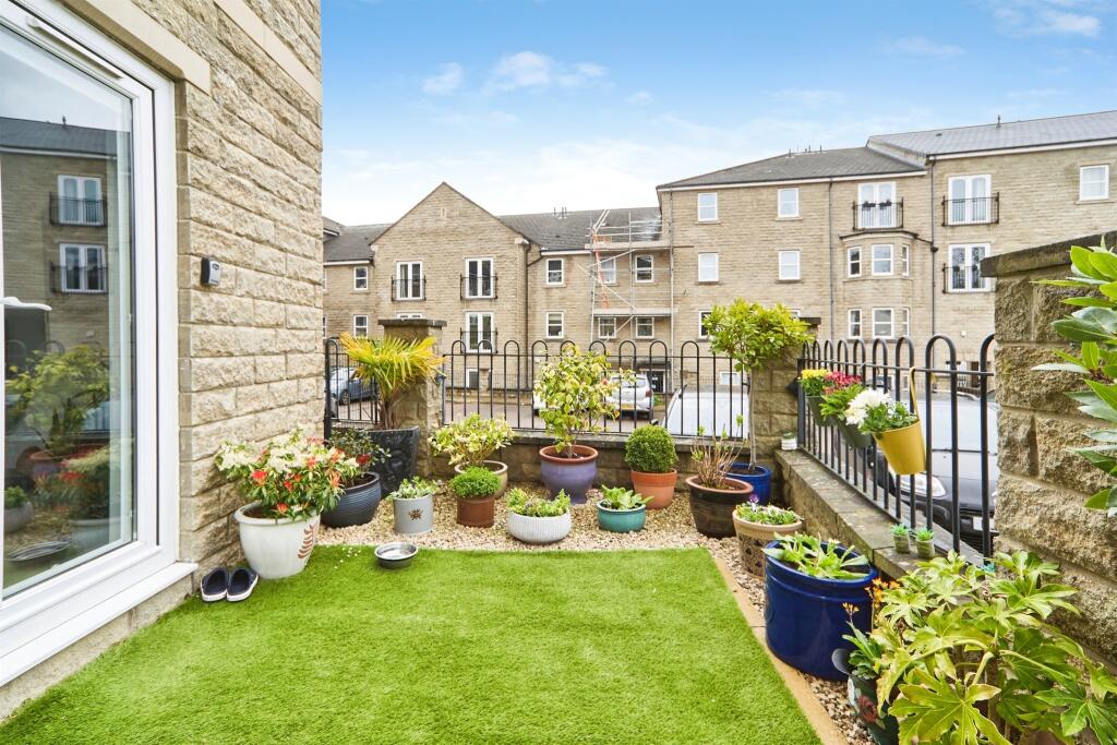 Main image of property: Sycamore Avenue, Bingley