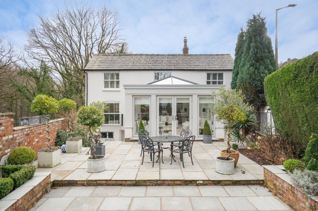 Main image of property: Bunkers Hill, Romiley, Stockport, Greater Manchester, SK6