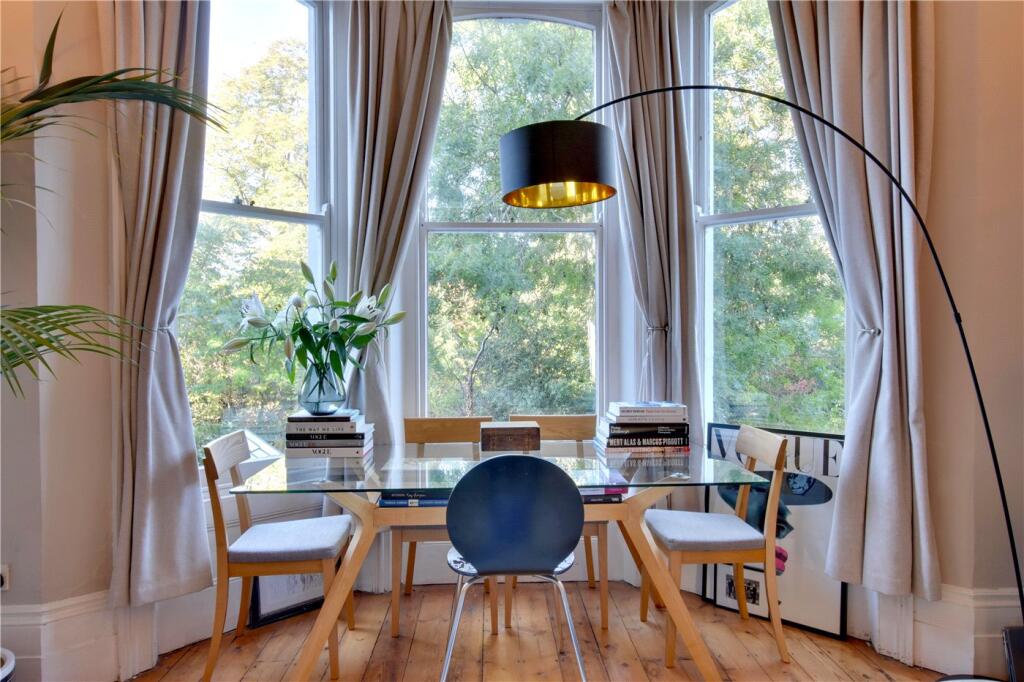 Apartment in London, Cordwell Estate, Hither Green - View 3