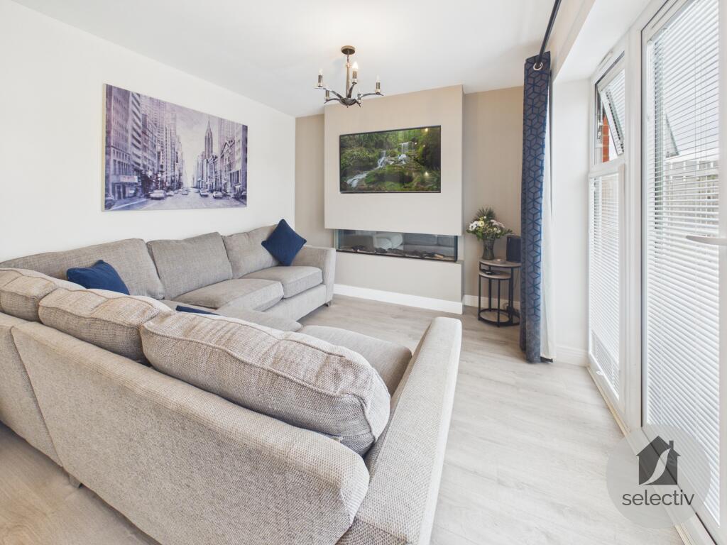 House in Stockton-on-Tees - More