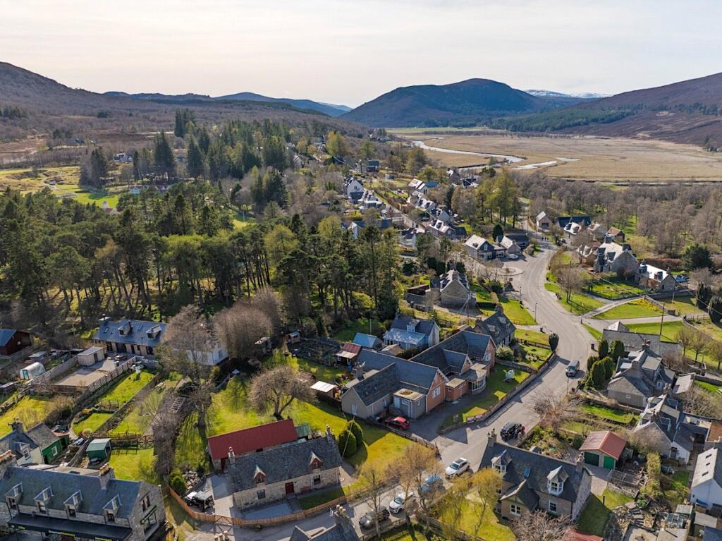 Additional image 15 of Juniper Cottage, Mar Road, Braemar, Aberdeenshire, AB35