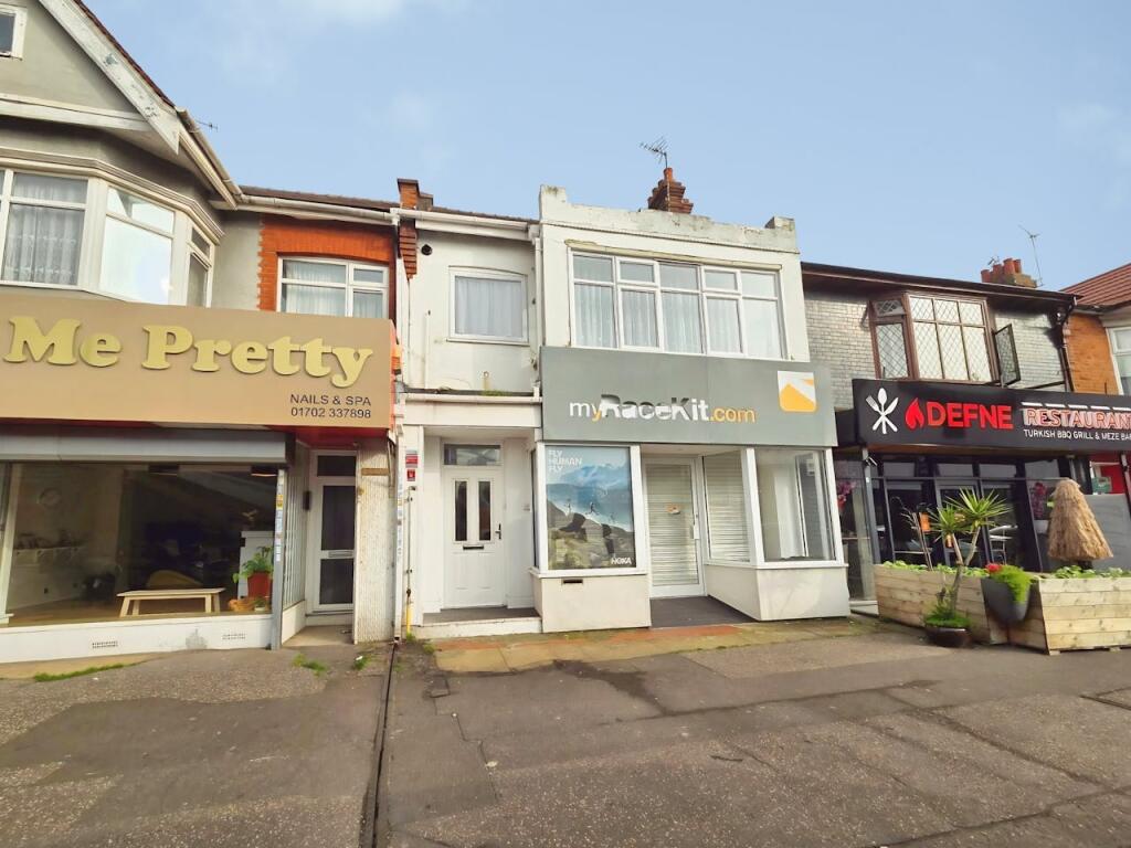 Main image of property: 721 London Road, Westcliff-on-Sea, SS0 9ST