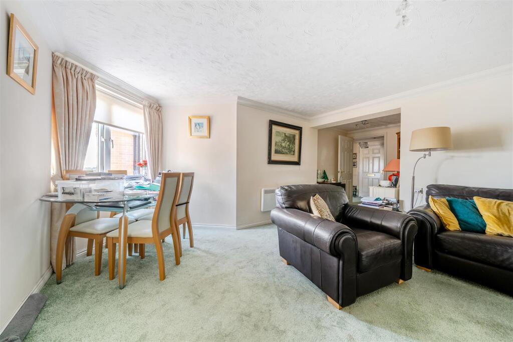 St Marys Lodge, Birchington photo 4