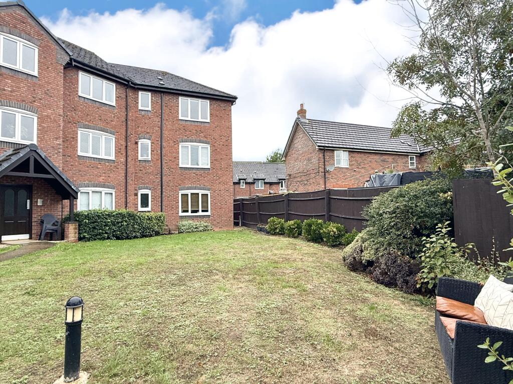 Main image of property: Darlow Drive, Stratford-upon-avon, Warwickshire