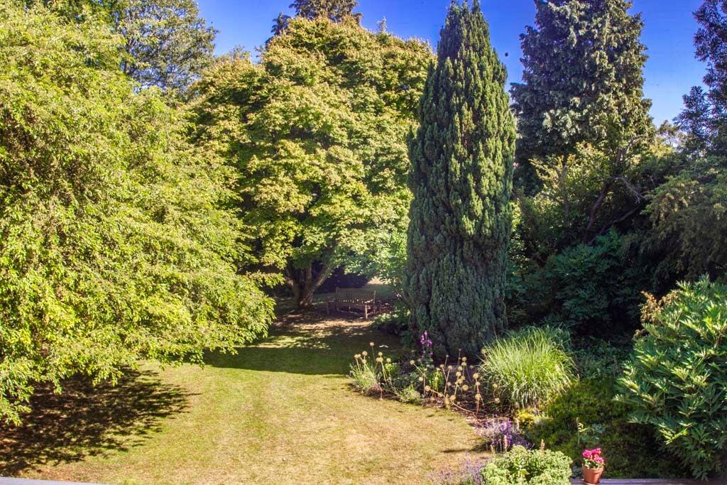 High Corner, Pangbourne on Thames photo 4