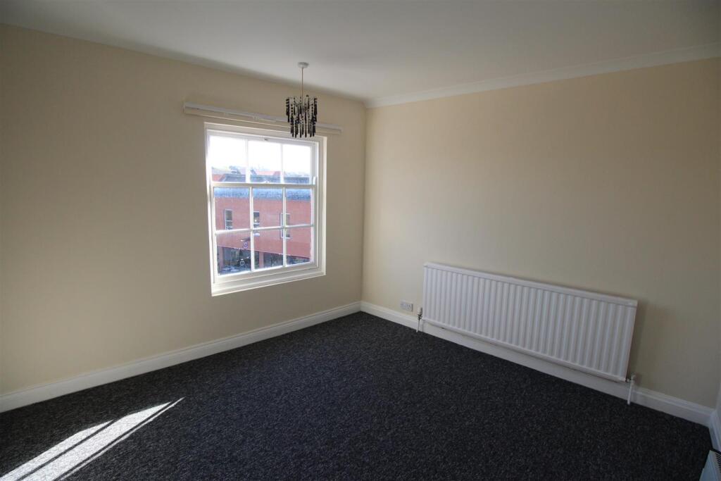Apartment in Nottingham - More