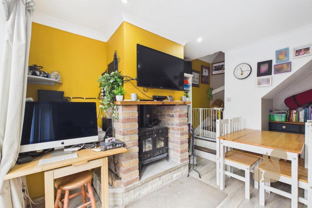 House in Colchester, Highwoods - View 3