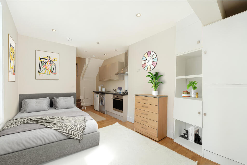 Main image of property: Bournevale Road, LONDON, SW16 2BA