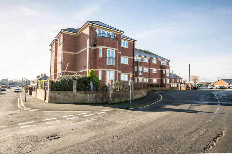 Main image of property: Apartment 9 Bay View, Bourne May Road, Knott End-on-Sea, Lancs FY6 0FG