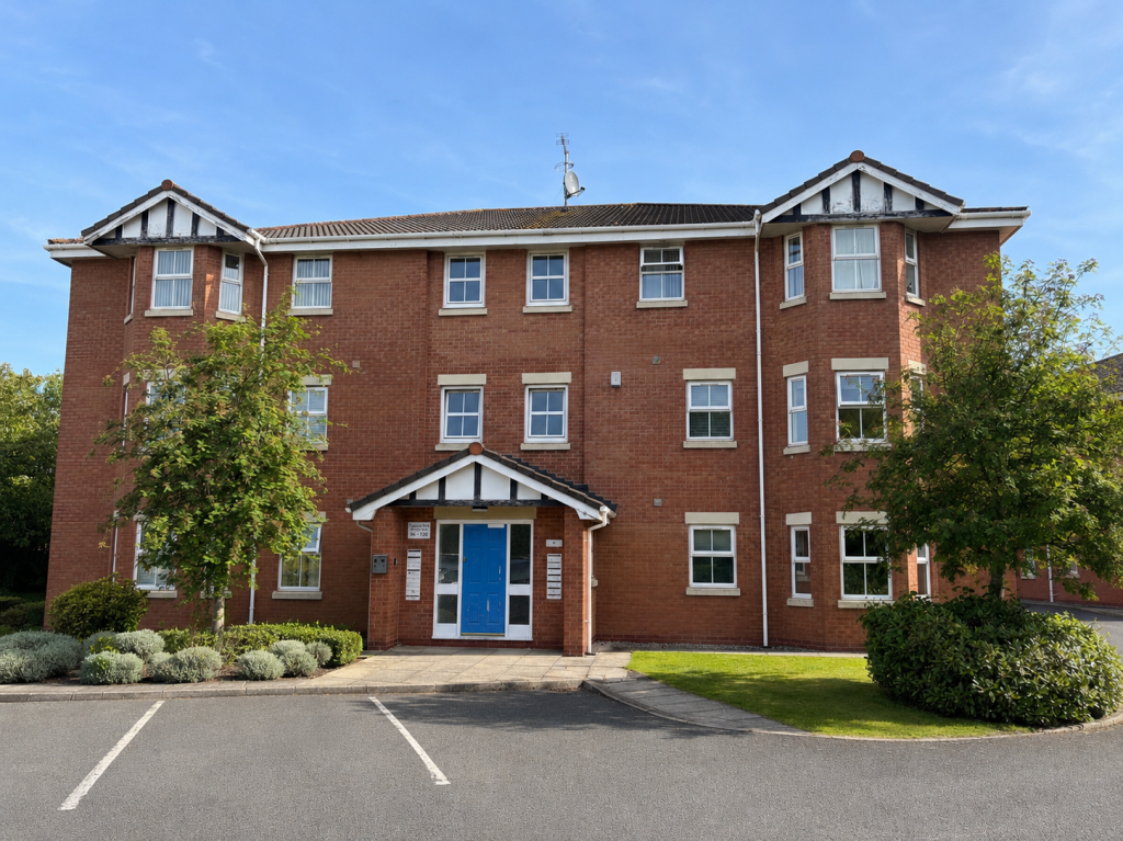 Main image of property: Finsbury Close, Warrington WA5 1QT