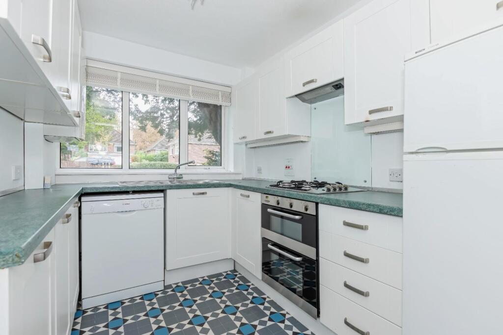 Apartment in Brighton - View 5