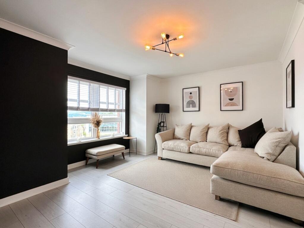 Apartment in Paisley, Inverclyde - More