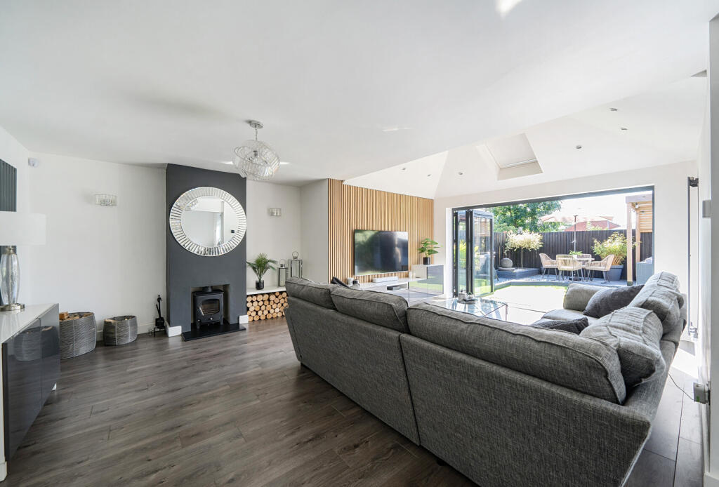 Atherston, North Common, Bristol, BS30 photo 3