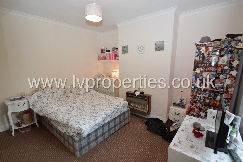 Ash Crescent, Headingley, Leeds, West Yorkshire, LS6 photo 4