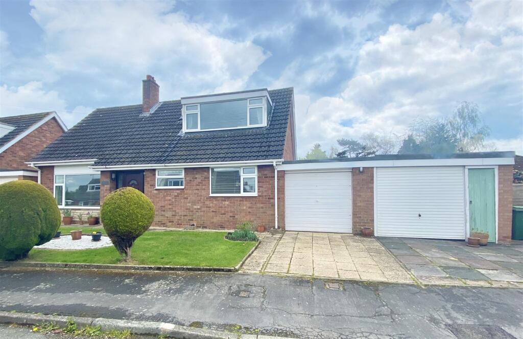 3-bed detached on 69 The Oval, Bicton, Shrewsbury, SY3 8ES, £282,500