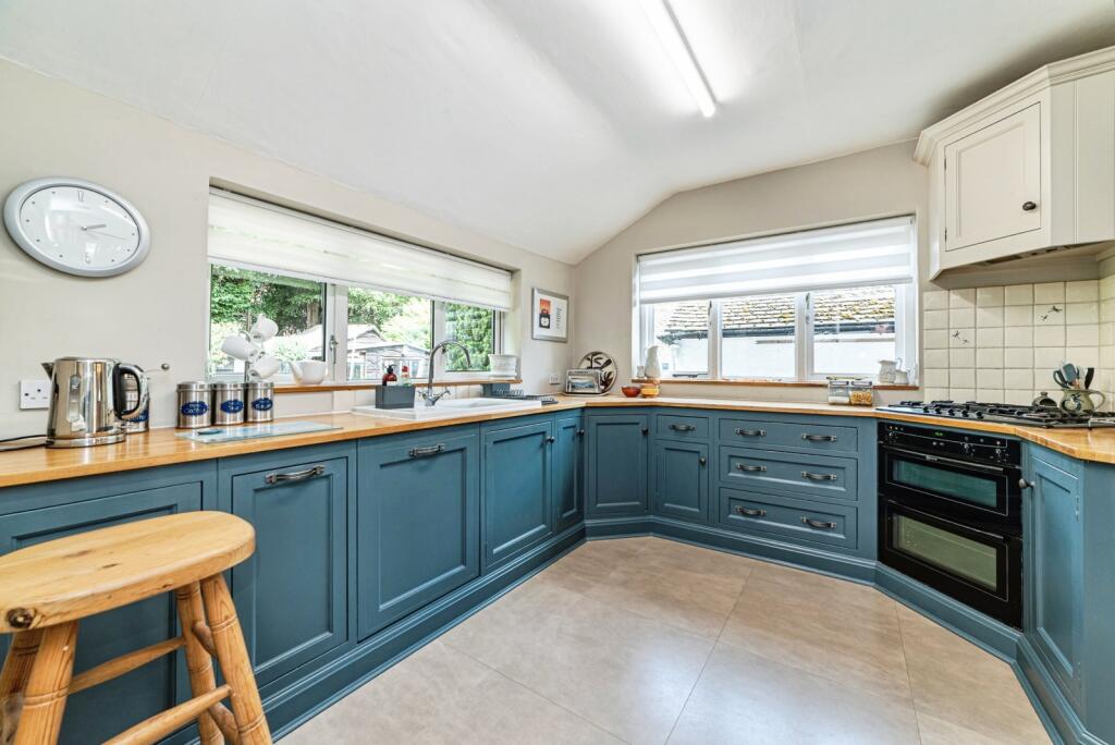 House in Reading - View 4