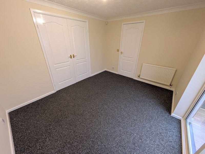 House in Broxtowe, Assarts Farm Estate, Nuthall - More
