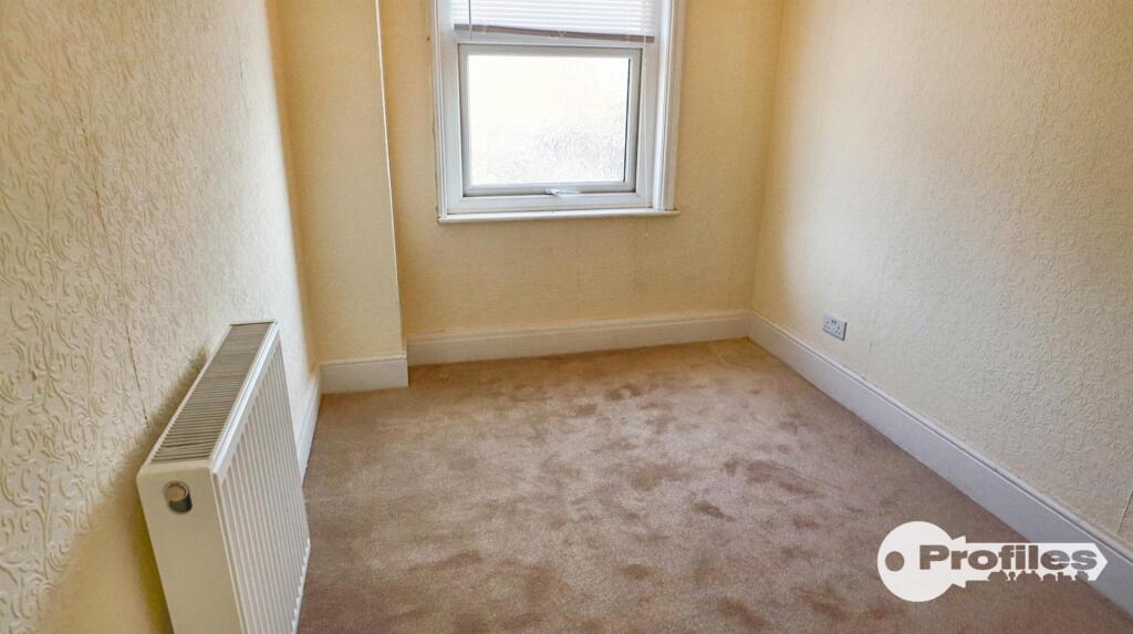 House in Leicester - More