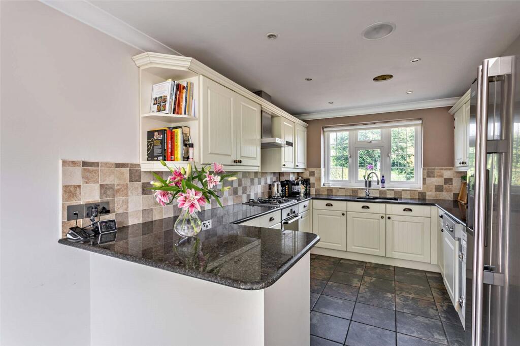 House in Tonbridge and Malling, Ightham - View 4