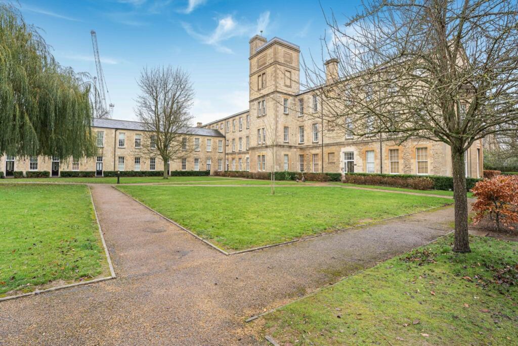 Main image of property: Mandlebrote Drive, Littlemore, Oxford, OX4