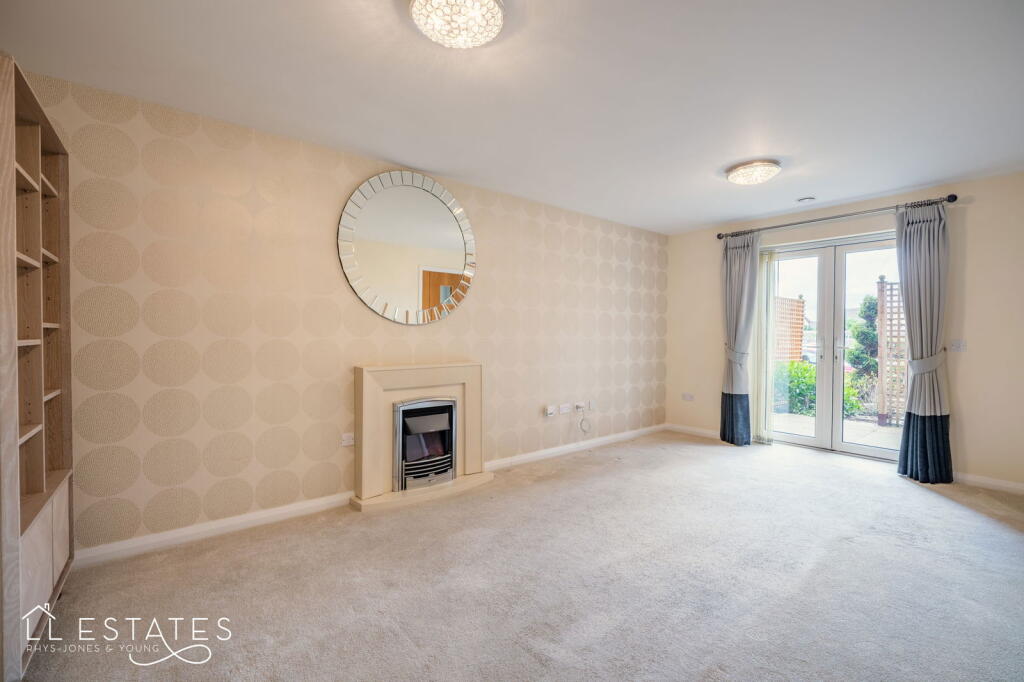 Sandy Lane, Prestatyn, LL19 7AX photo 4