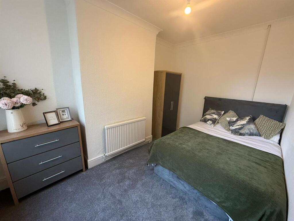 Main image of property: Derby Street, Mansfield