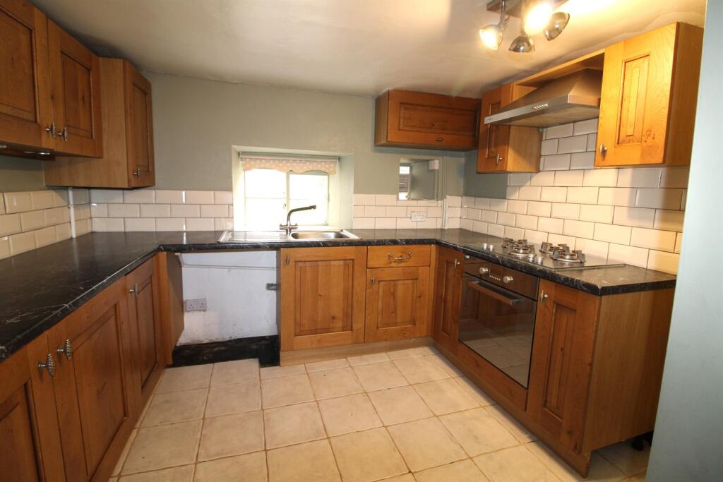 Common Top Cottages, Almshouse Lane, Heath photo 3