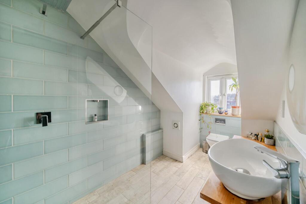 Additional image 16 of Penfield, Yeovil