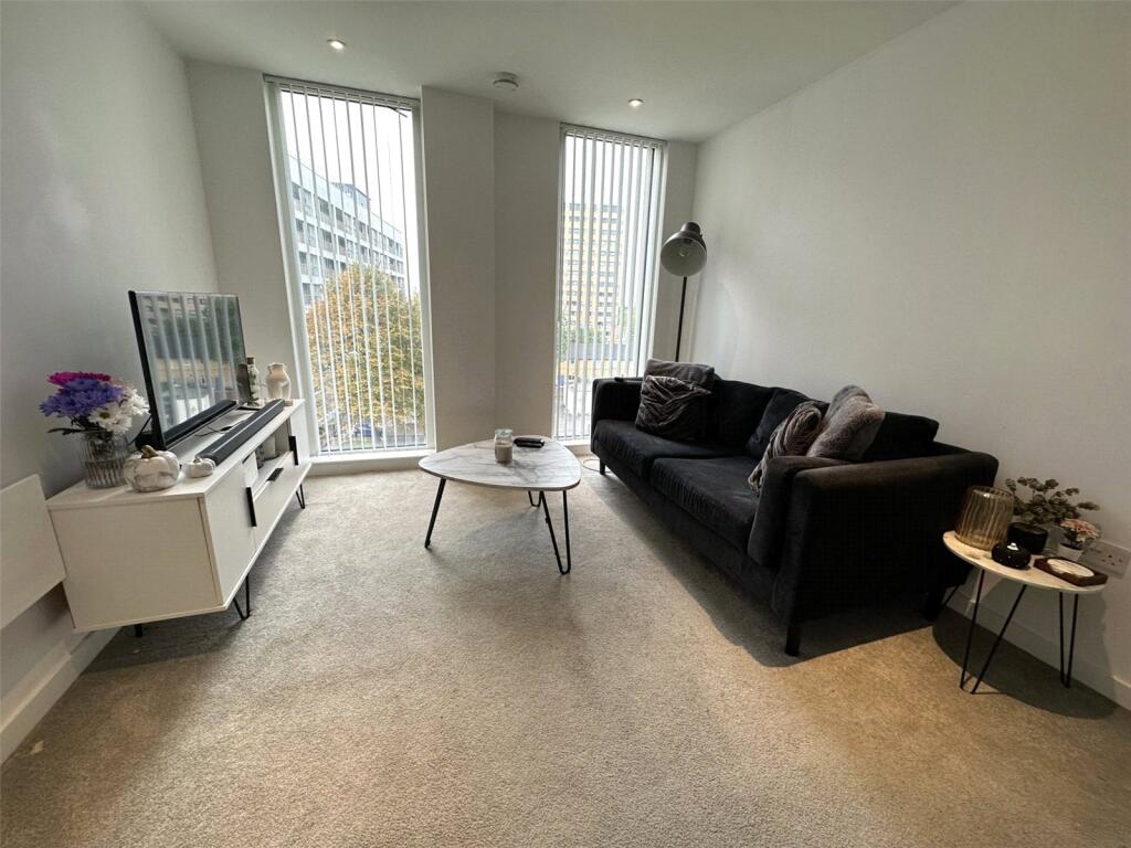 Apartment in Manchester, Greater Manchester - View 3