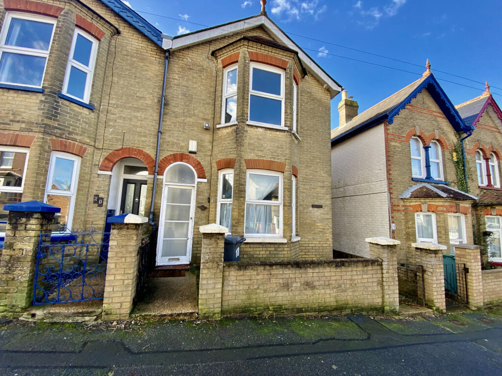Main image of property: Yarborough Road, East Cowes, Isle of Wight