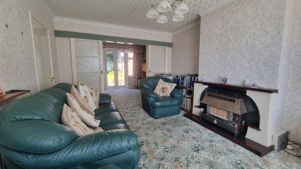 Crantock Drive, Cheadle, Greater Manchester, SK8 photo 4