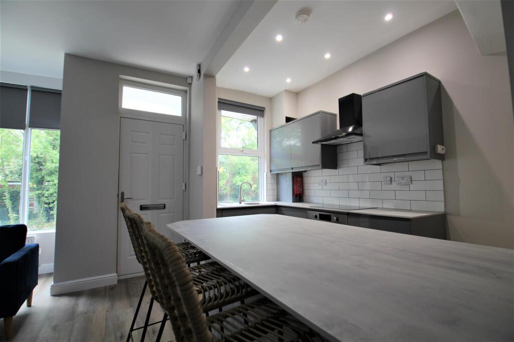 House in Leeds, Burley - View 4