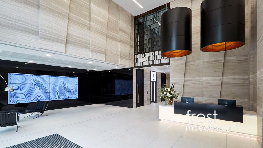 Kings House Hammersmith Rd W6 office to let 4.jpg
