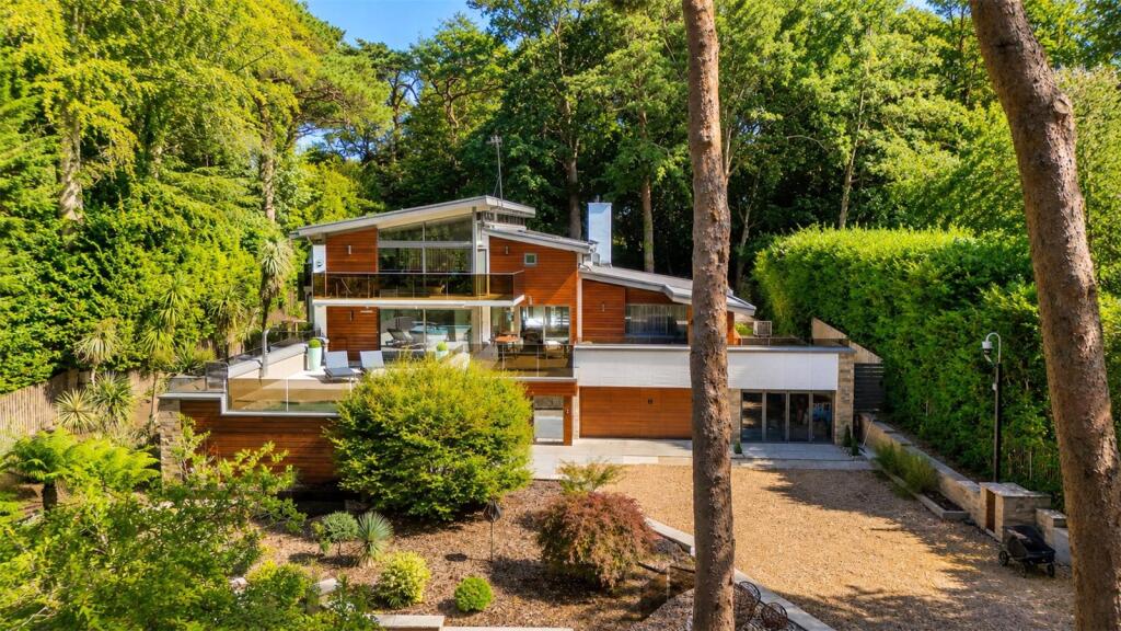 Dover Road, Poole, Dorset, BH13