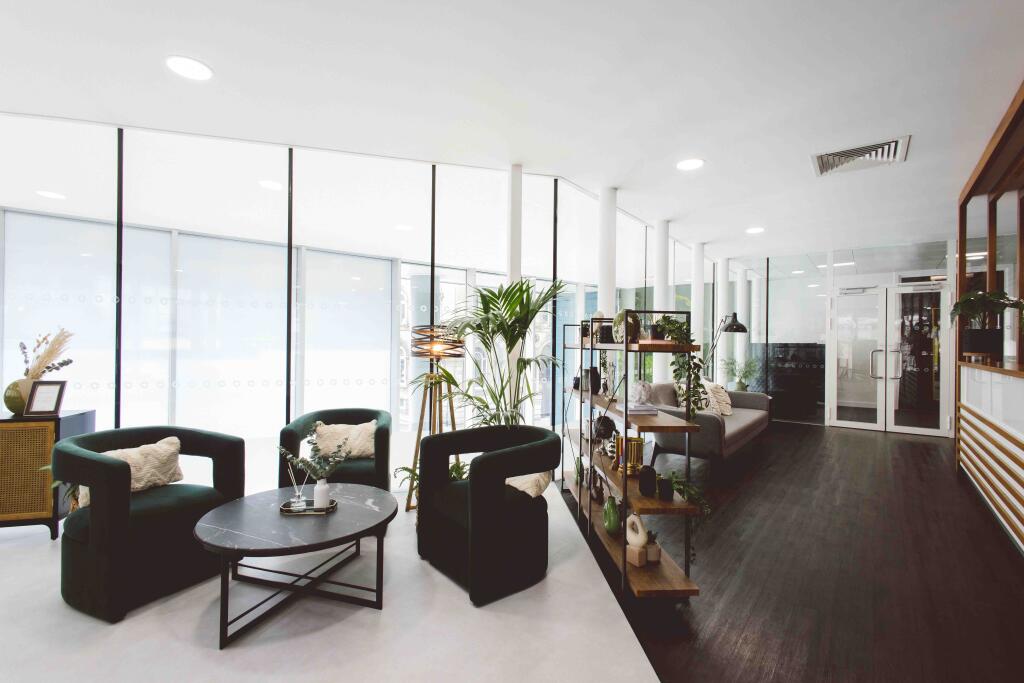 Main image of property: Chapel Street, Liverpool, Merseyside, L3