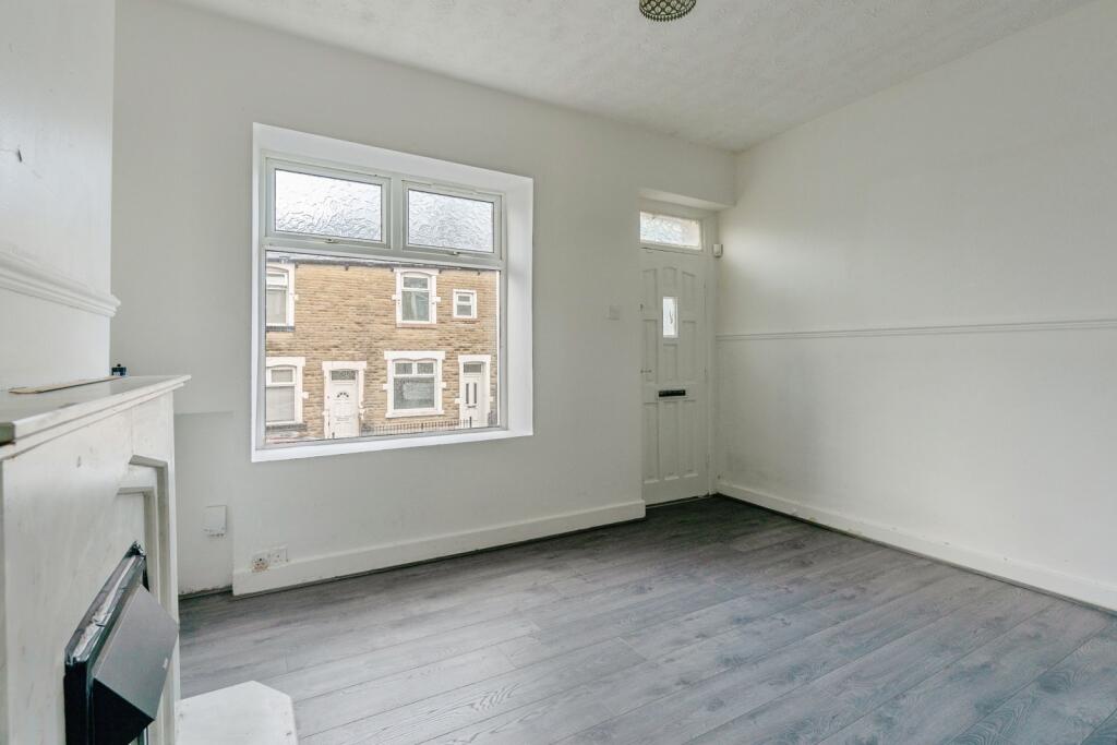 House in Burnley, Lancashire - View 5