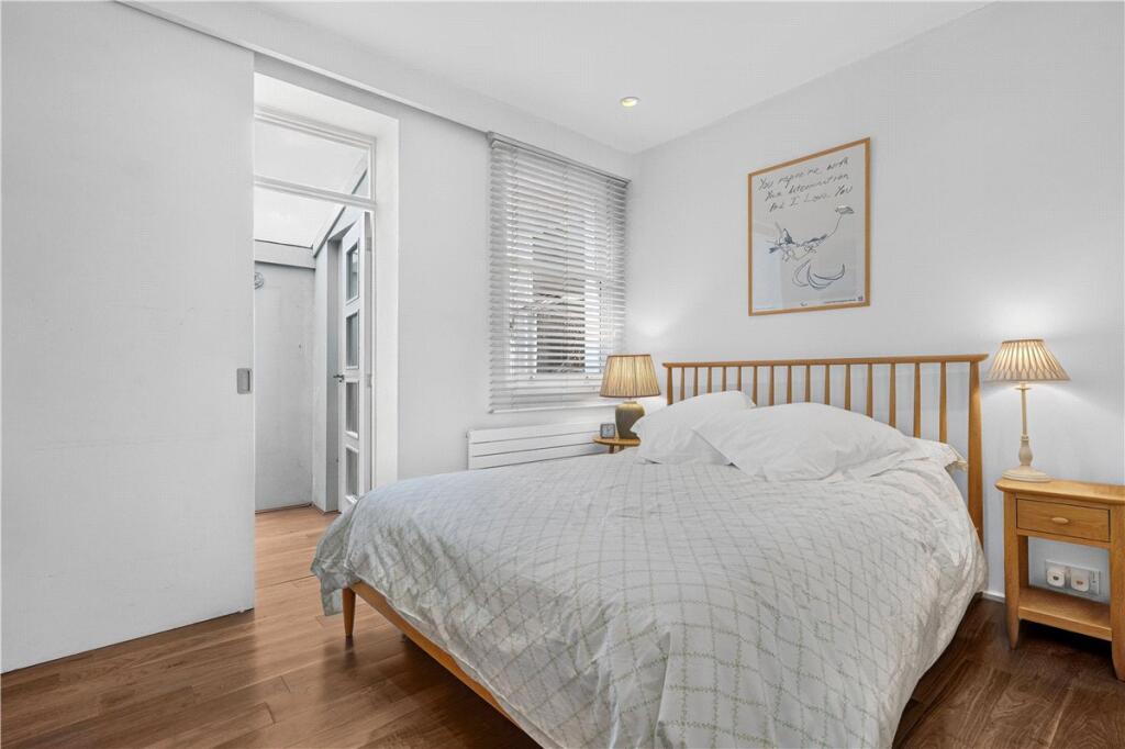 Apartment in London - View 5
