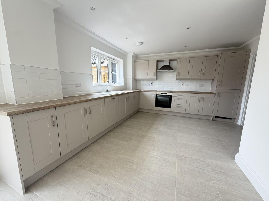 Ethelwold Drive, Wickham Market, Woodbridge photo 3