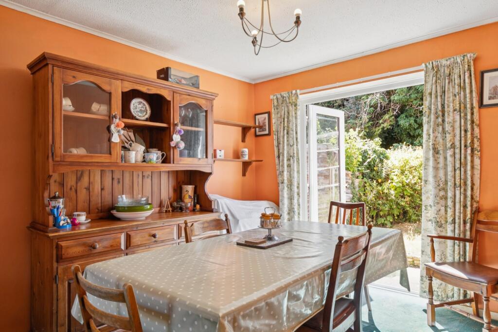 House in North Hertfordshire, Poets Estate - View 5