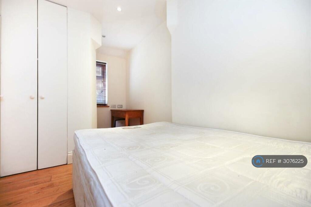 House in Newcastle upon Tyne - View 5