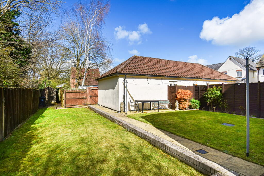 House in Mid Devon, Willand - View 2