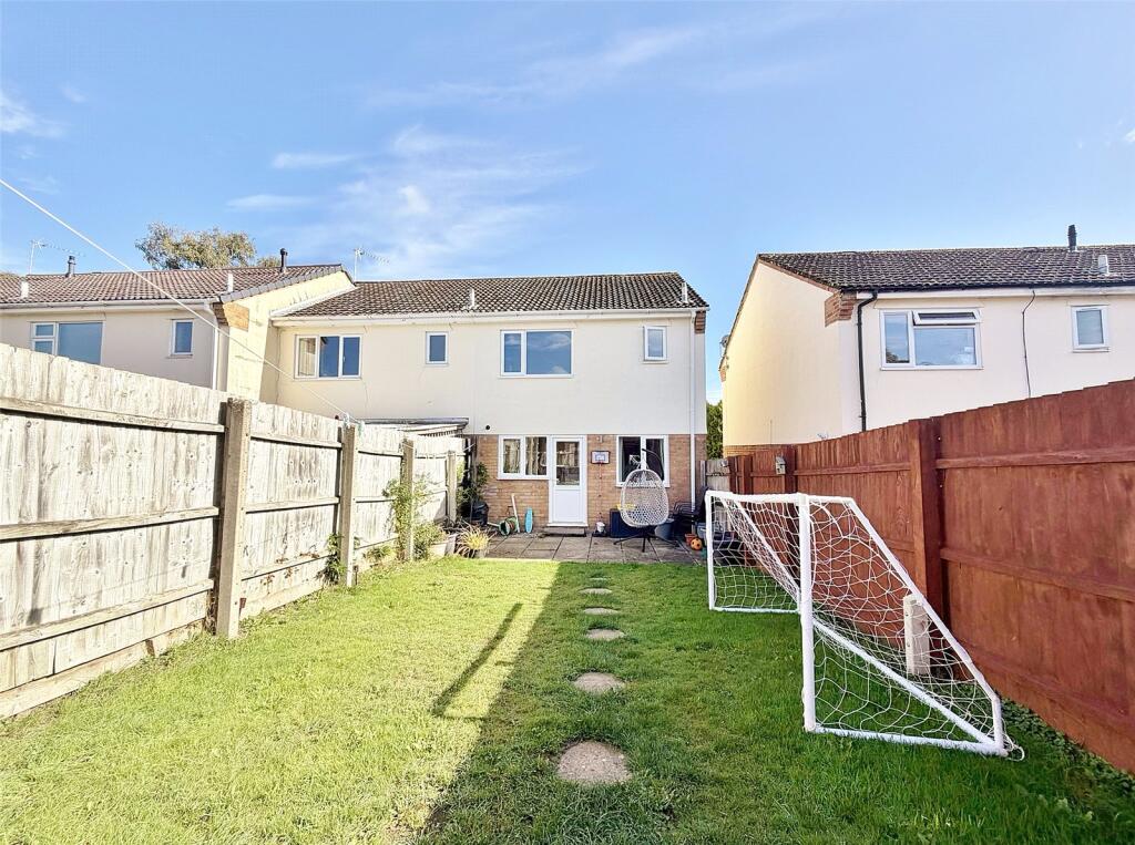 House in Verwood, Dorset - View 2